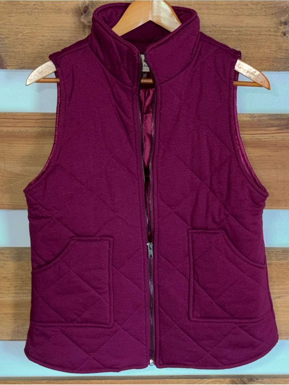 Betsey's Boutique Shop Vibrant Solid Mauve Quilted Pocketed Zipper Vest Size M